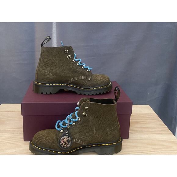 dr martens Airwaves Unisex 101 HDW Boots Size M6/W7 Suede Olive - Picture 2 of 6